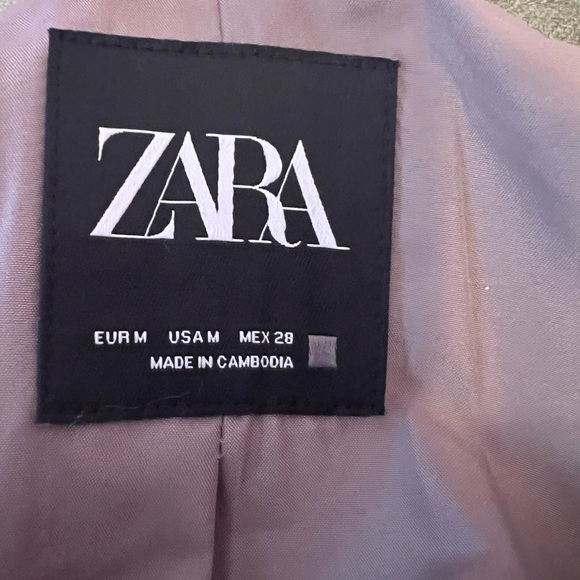 Flattering Zara Women's Double Breasted, Cropped Pea Coat - Picture 9 of 13